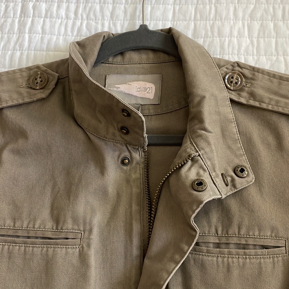 Jacket - Picture 5 of 9